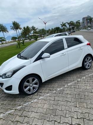 HYUNDAI HB20 1.0 COMFORT 12V FLEX 4P MANUAL HYUNDAI HB20 1.0 COMFORT 12V FLEX 4P MANUAL